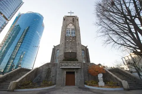 나무위키 「서울성남교회」 · 서울성남교회 정면
